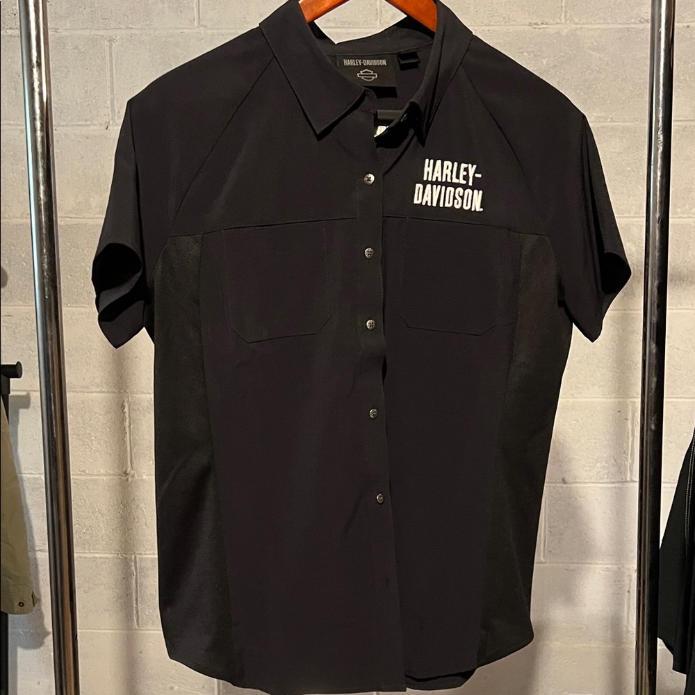 Harley-Davidson Women’s Black Button Down Shirt